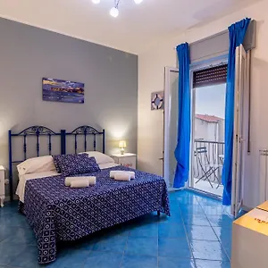 https://aria-di-mare-rooms.sicilyhotelsitaly.net